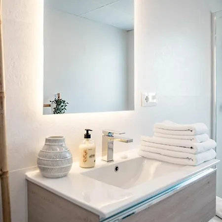 Go- Golden Banus By Roomservices Appartamento
